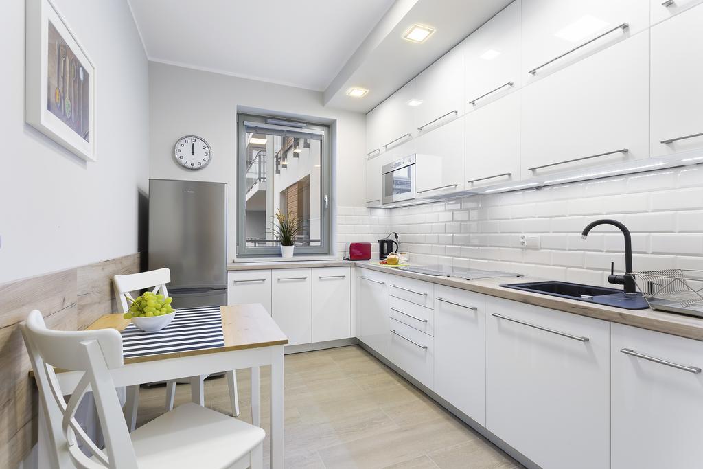 Spokojny I Komfortowy Apartament Wsrod Zieleni ヴロツワフ エクステリア 写真